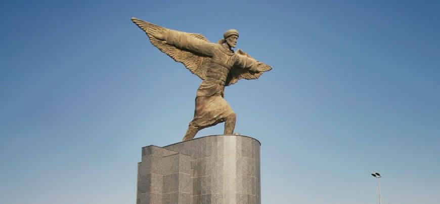 عباس بن فرناس وحلم الطيران - يعنى 