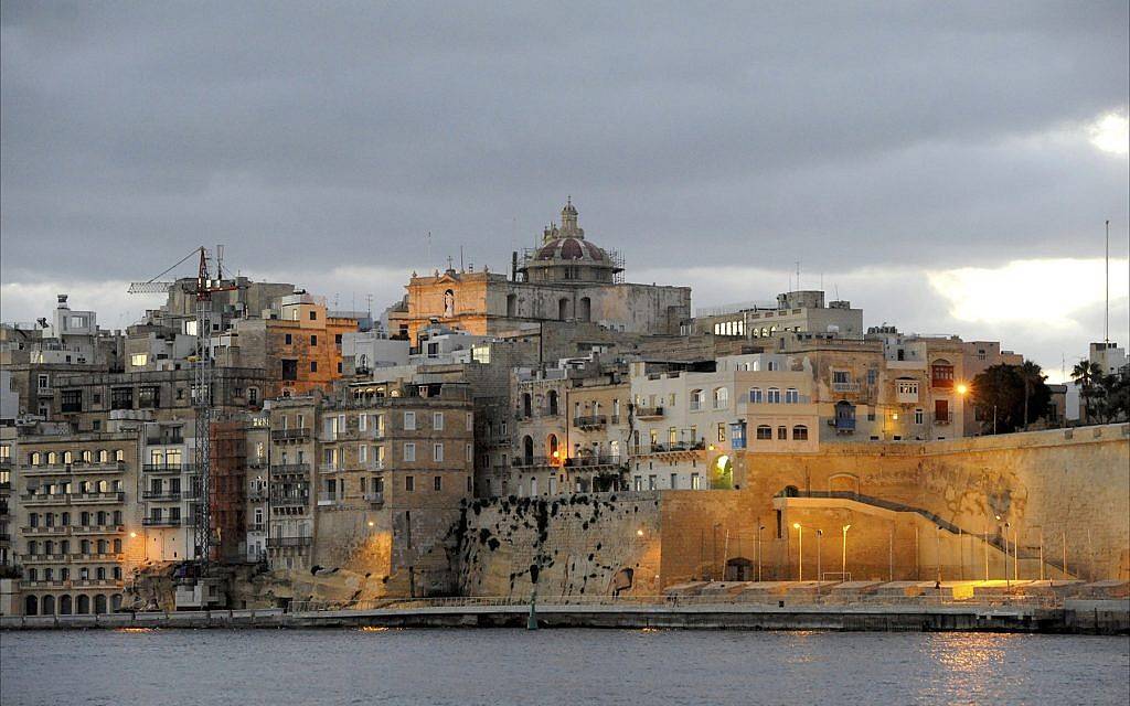 فاليتا عاصمة جمهورية مالطا - يعنى 