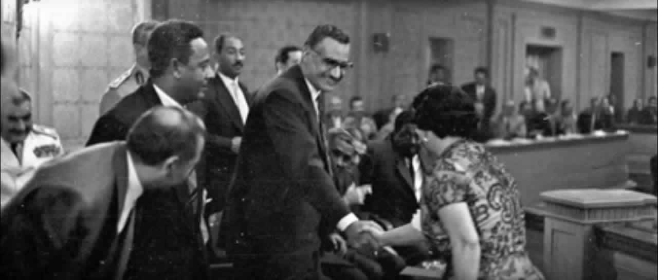 علاقة أم كلثوم بالزعيم جمال عبد الناصر - يعنى 