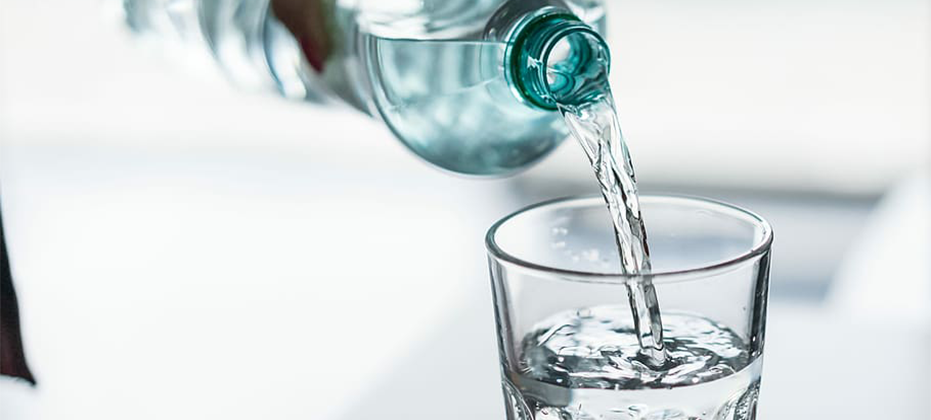 10 أشياء تحدث لو أنك شربت ماء فقط  - يعنى 